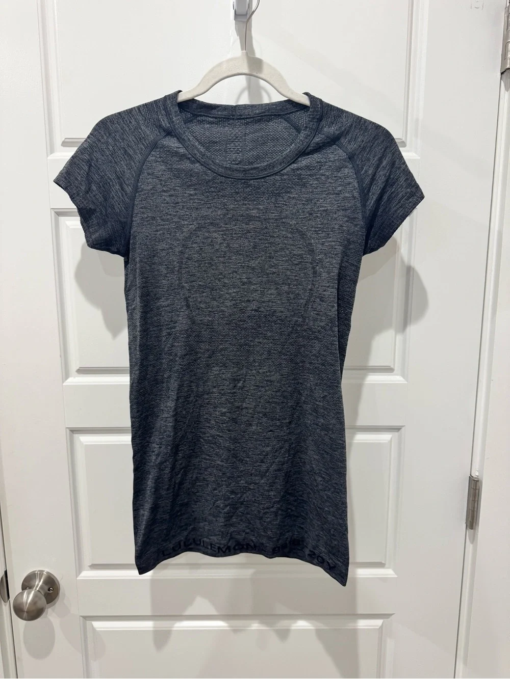 lululemon athletica Heathered Charcoal Short Sleeve Tee